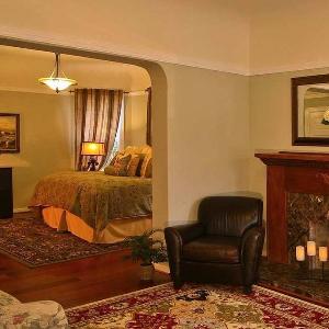 Merlot House, an Old World Inn photo