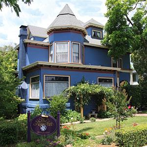 Napa Inn Bed & Breakfast photo