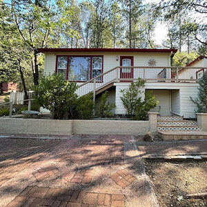 Little House in the Pines photo
