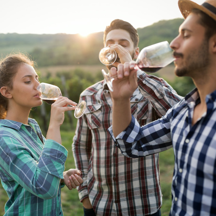 getty-images-ROwJM2Bj0Is-unsplash-700×700