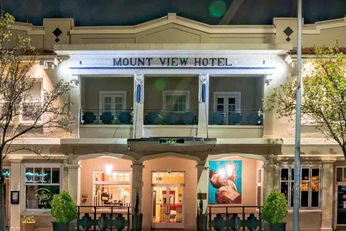 Mount View Hotel