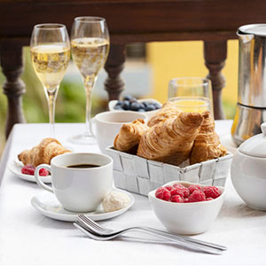 Napa Valley Aloft Balloon Rides - Welcome refreshments